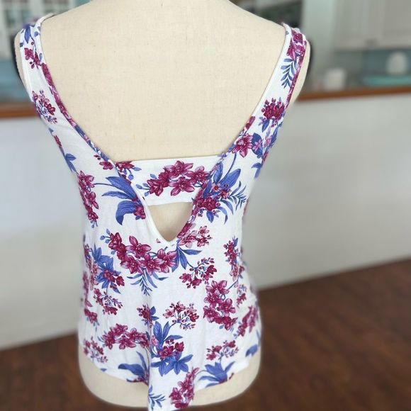 American Eagle Floral V Back Tank XS - Picture 2 of 5
